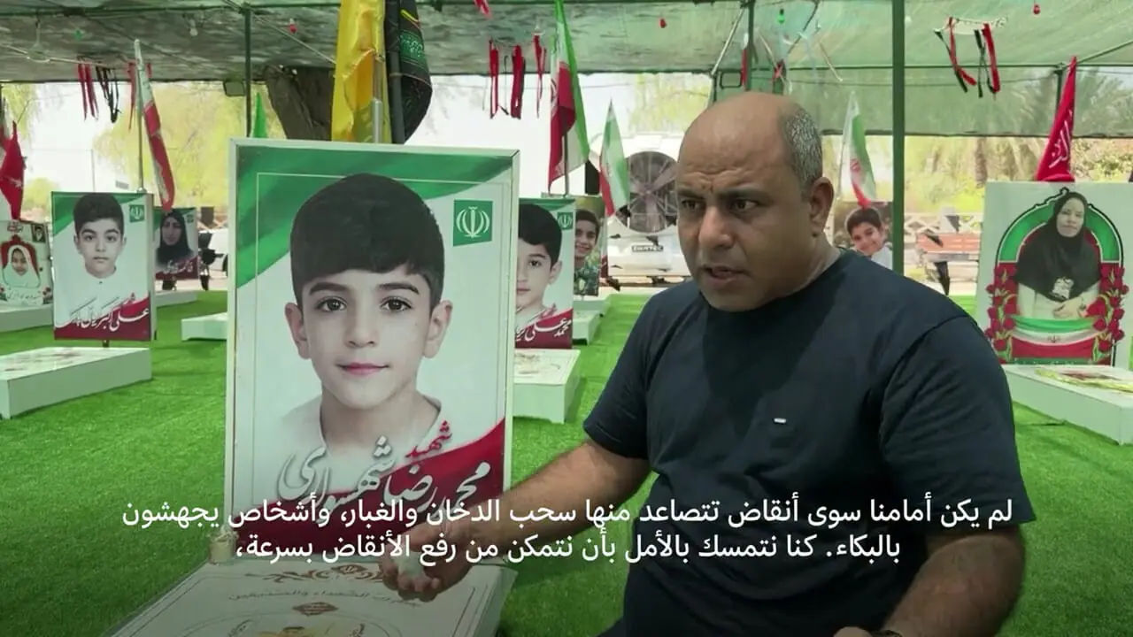 فیلم و گزارش خبرگزاری فرانسه از مدرسه میناب / پدر و مادرهای داغدار و مادری که حاضر نشد پیکر دخترش را ببیند