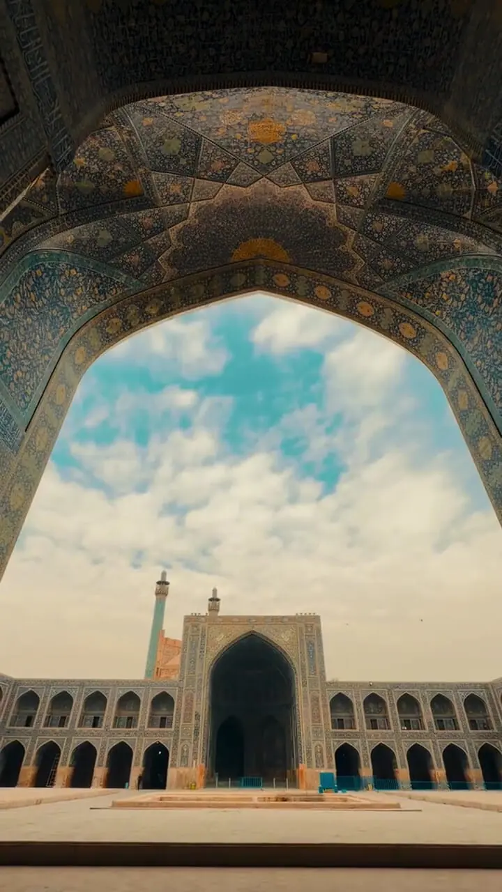 فیلم از مسجد جامع عباسی هنر تمام عیار صفوی