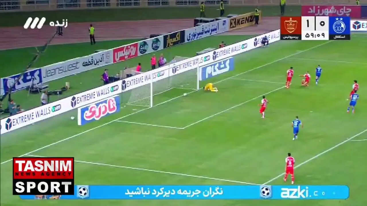 گل اول استقلال به پرسپولیس توسط یاسر آسانی در دقیقه ۶۰ / استقلال ۱ - ۱ پرسپولیس