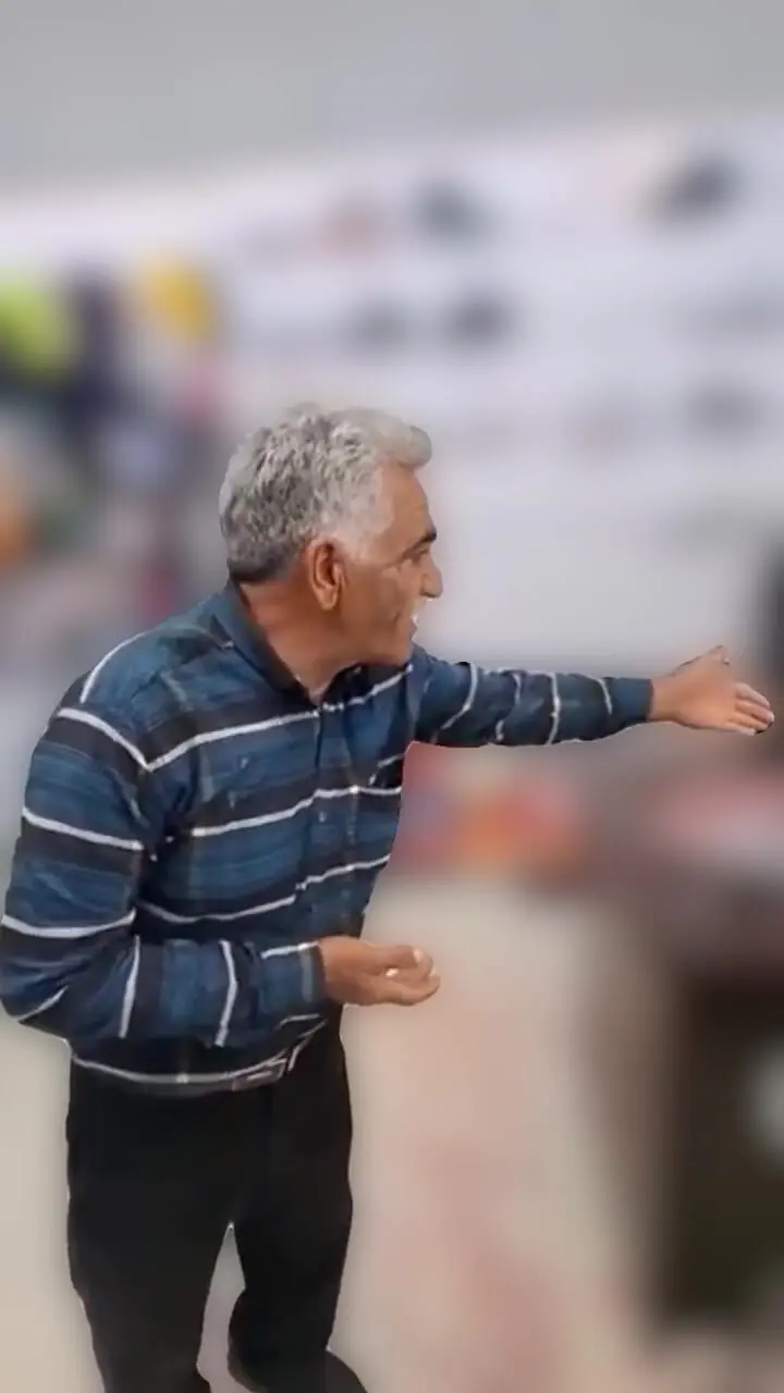 فیلم صحنه قطع شدن دست کشتی گیر ملی پوش از مچ در حمله به مغازه اش / نوید پارسایی در مغازه اش غافلگیر شد