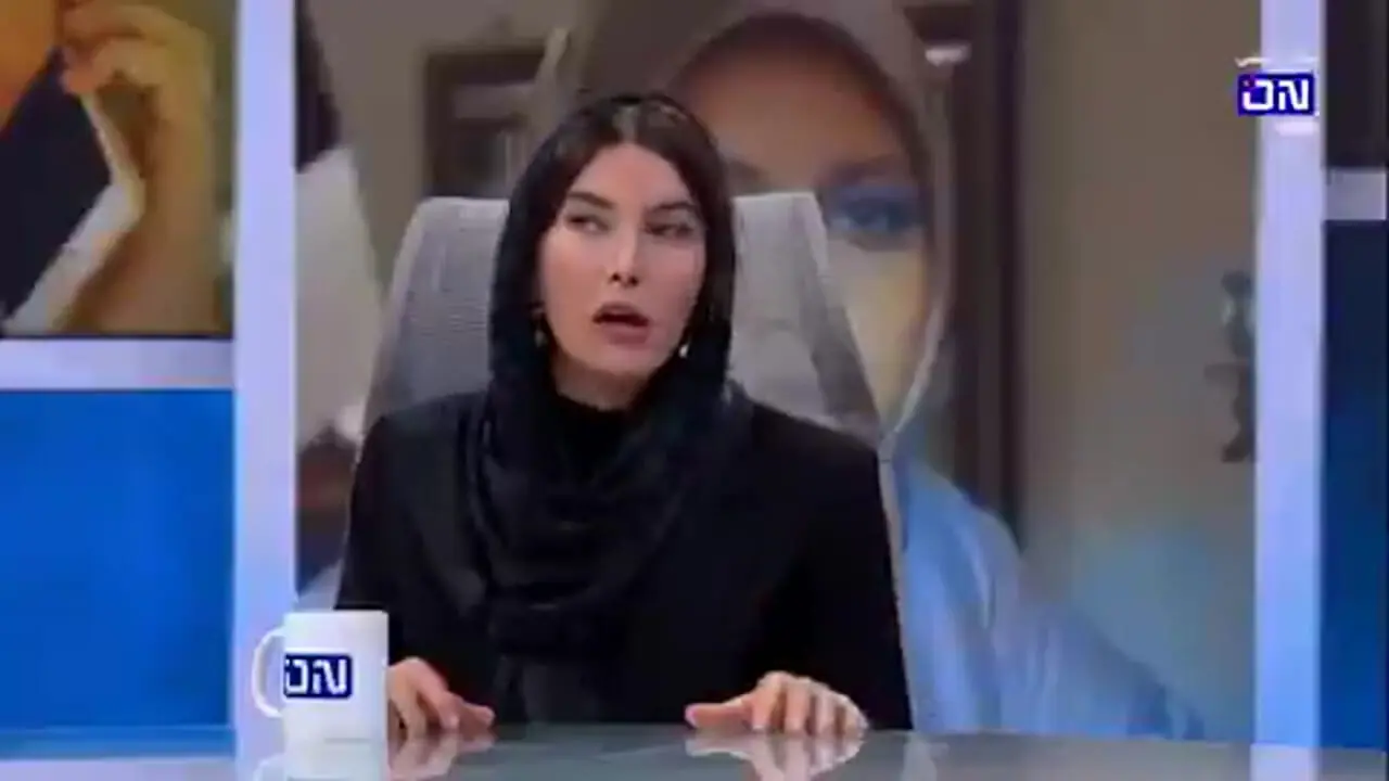 ببینید | اعتراف جالب فریبا نادری درباره کمک و راهنمایی یک بازیگر مرد: مدیونش هستم / این بازیگر مرد کیست؟