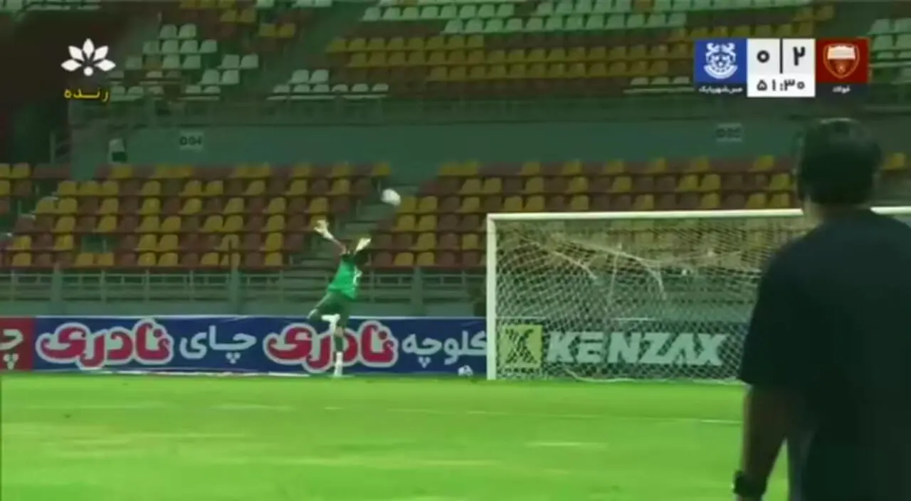 فیلم / دورترین گل لیگ توسط بازیکن جوان تیم فولاد زده شد