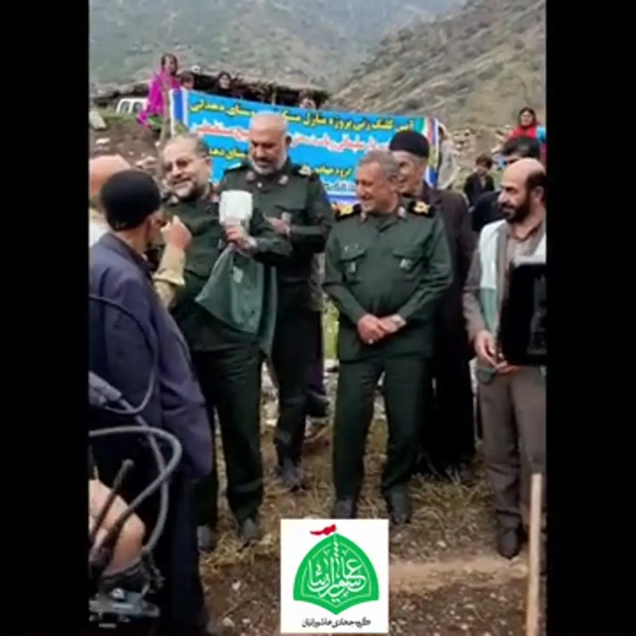پیراهنی که برای سردار سلیمانی مسئولیت آورد + فیلم