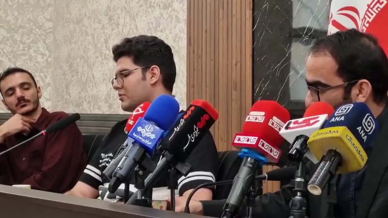 مدال آور طلای المپیاد نجوم و اخترفیزیک : طلای جهانی گرفتیم، اما پول تقدیر را هم نمی‌توانیم برداشت کنیم! + فیلم