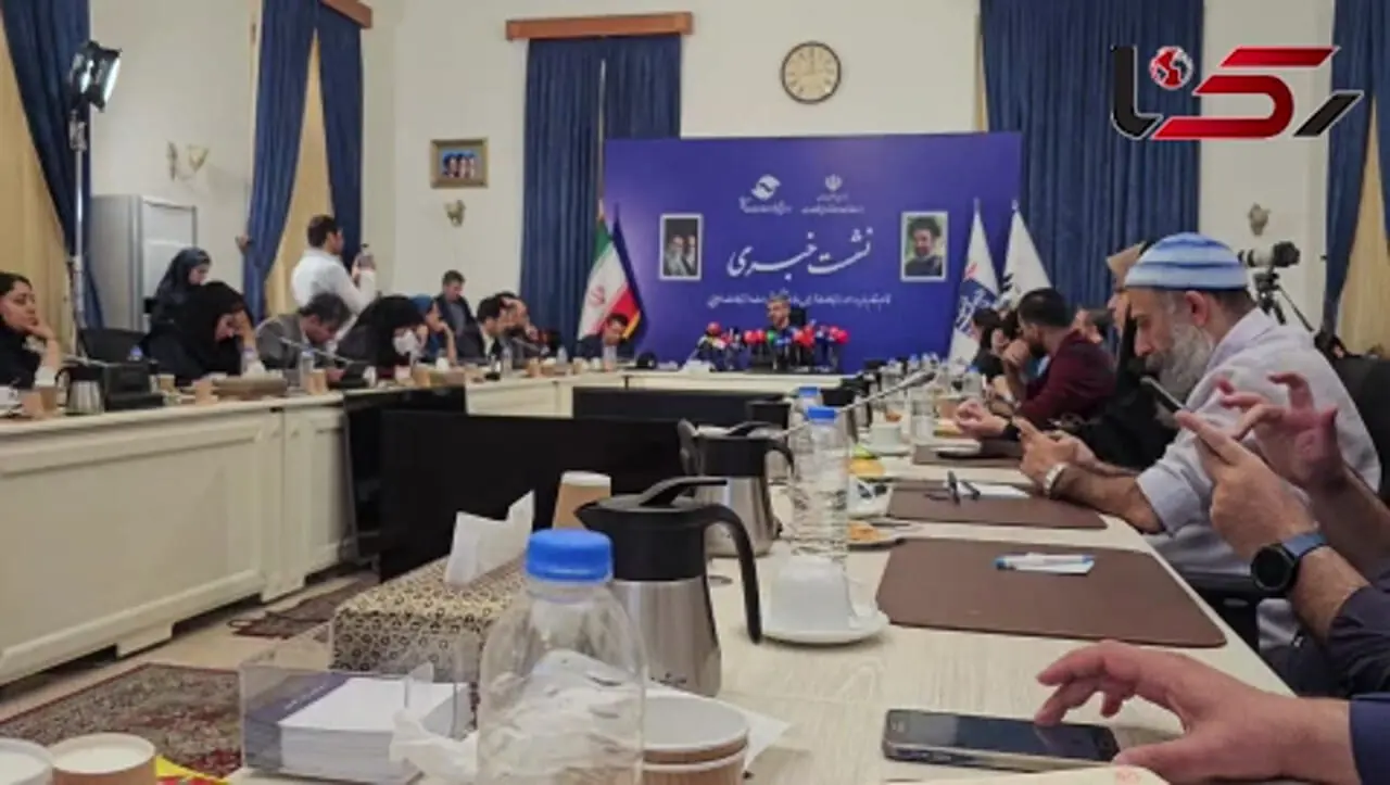 توپ «گوشی‌های صیدشده از دریا» در زمین صمت و گمرک / وزارت ارتباطات مسئول آیفون‌های دریا نیست!